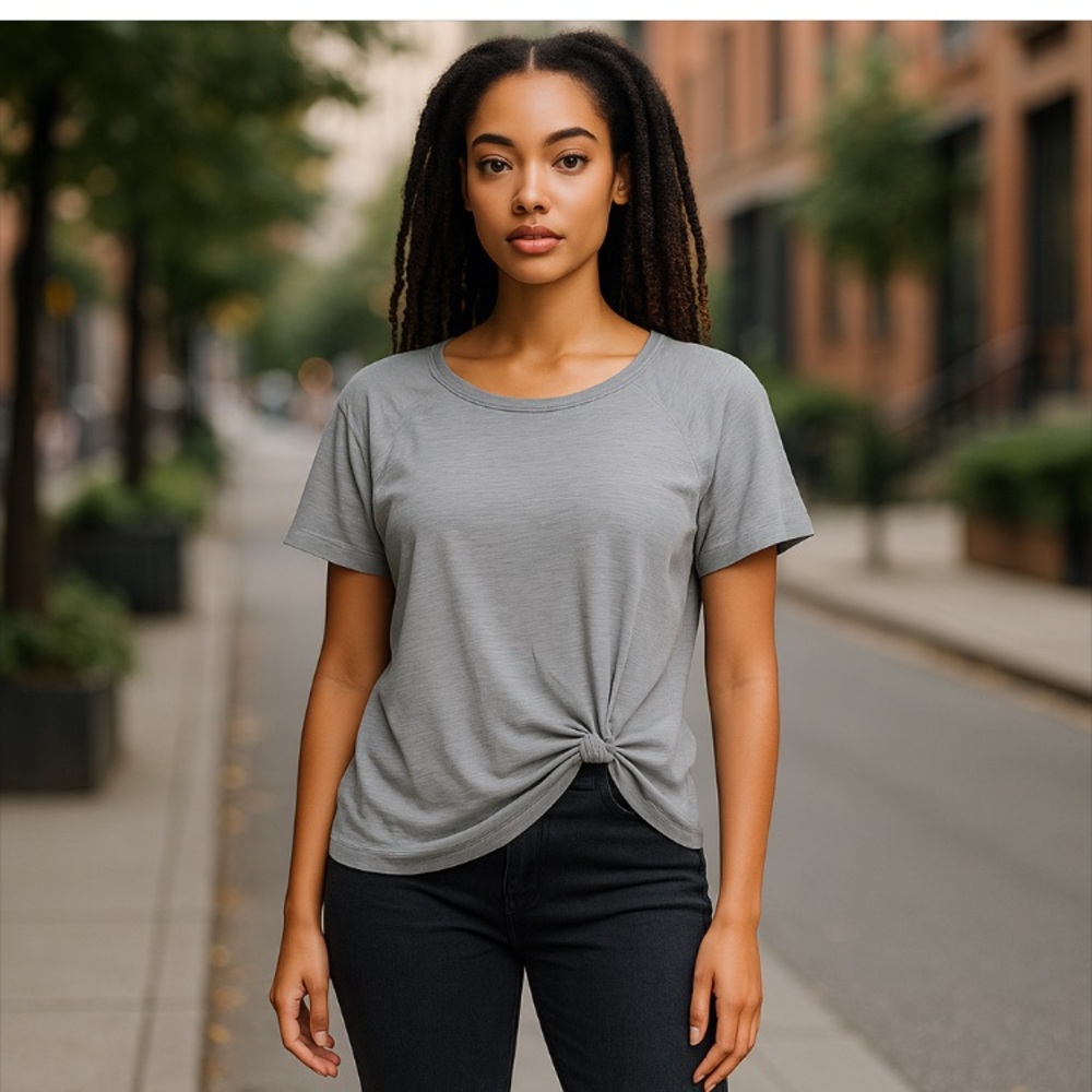 3/$29 Sanctuary Front Knot Short Sleeve Tee Size S